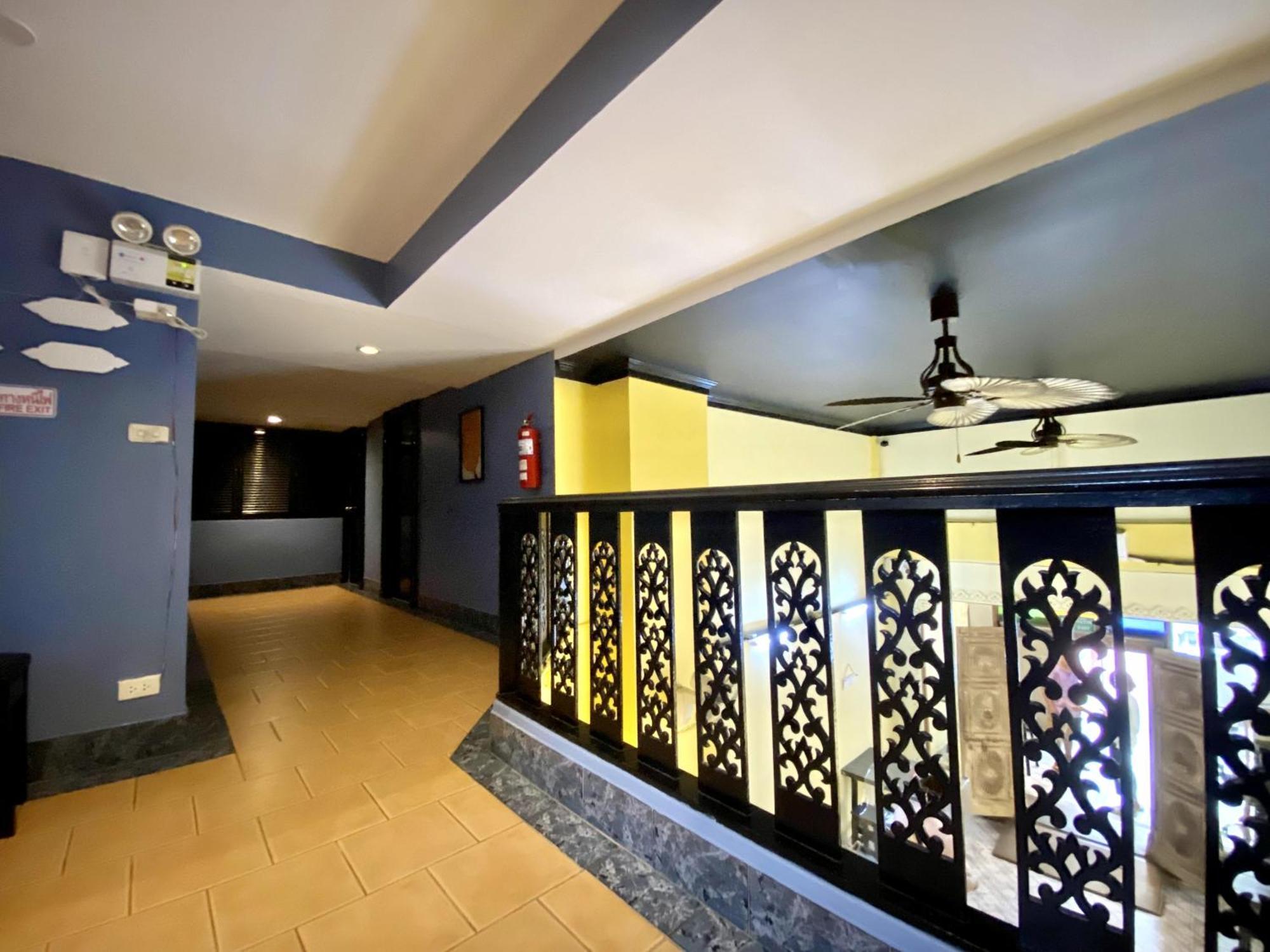 Beachwalk Minotel Patong Exterior photo